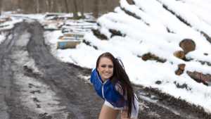 blue-hunters-in-snow_1.jpg