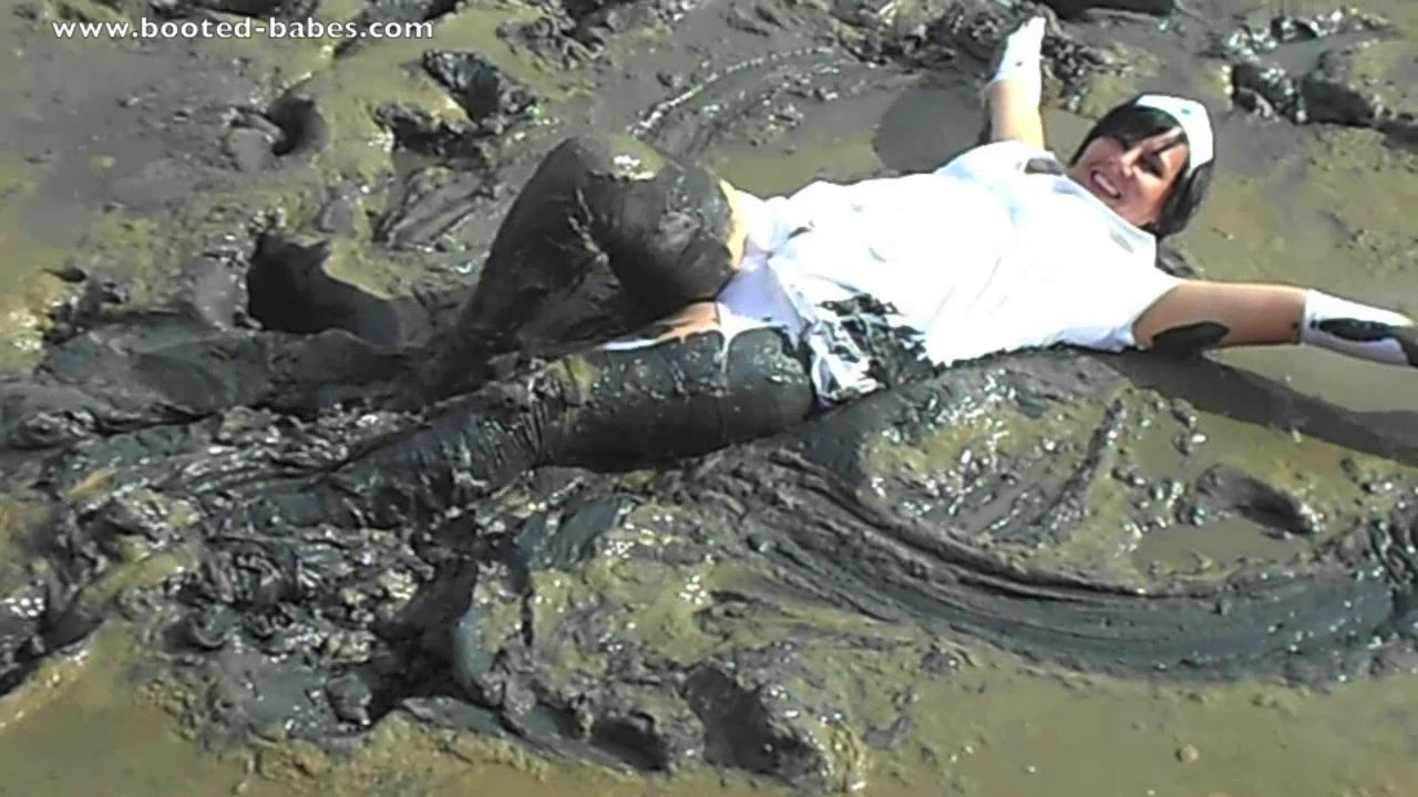 muddy-nurse_main.jpg
