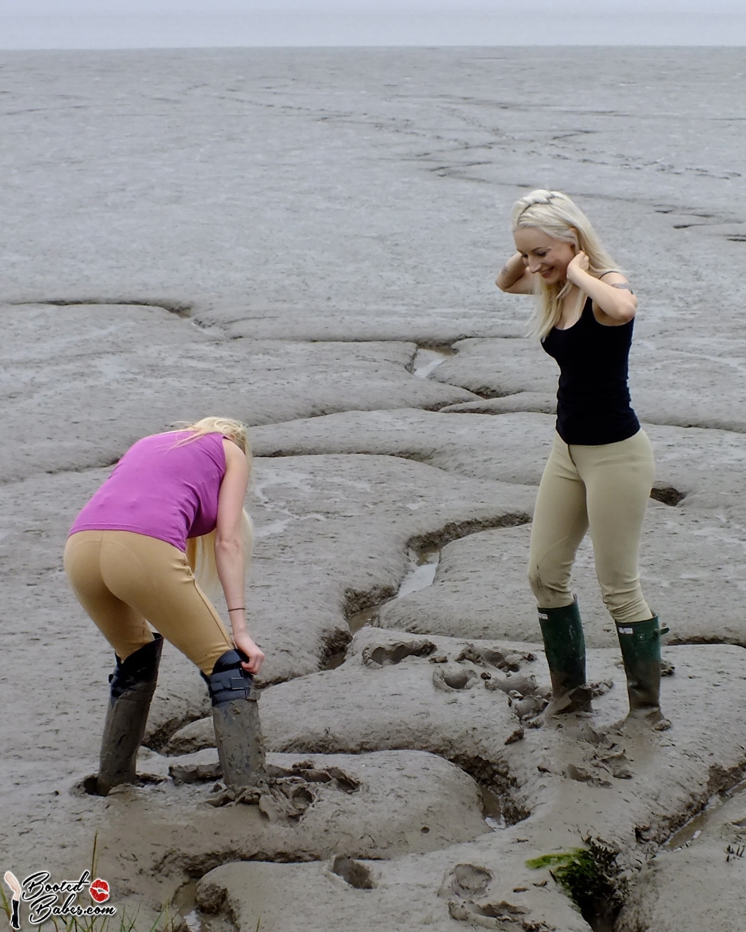 muddy-riding-girls_main.jpg