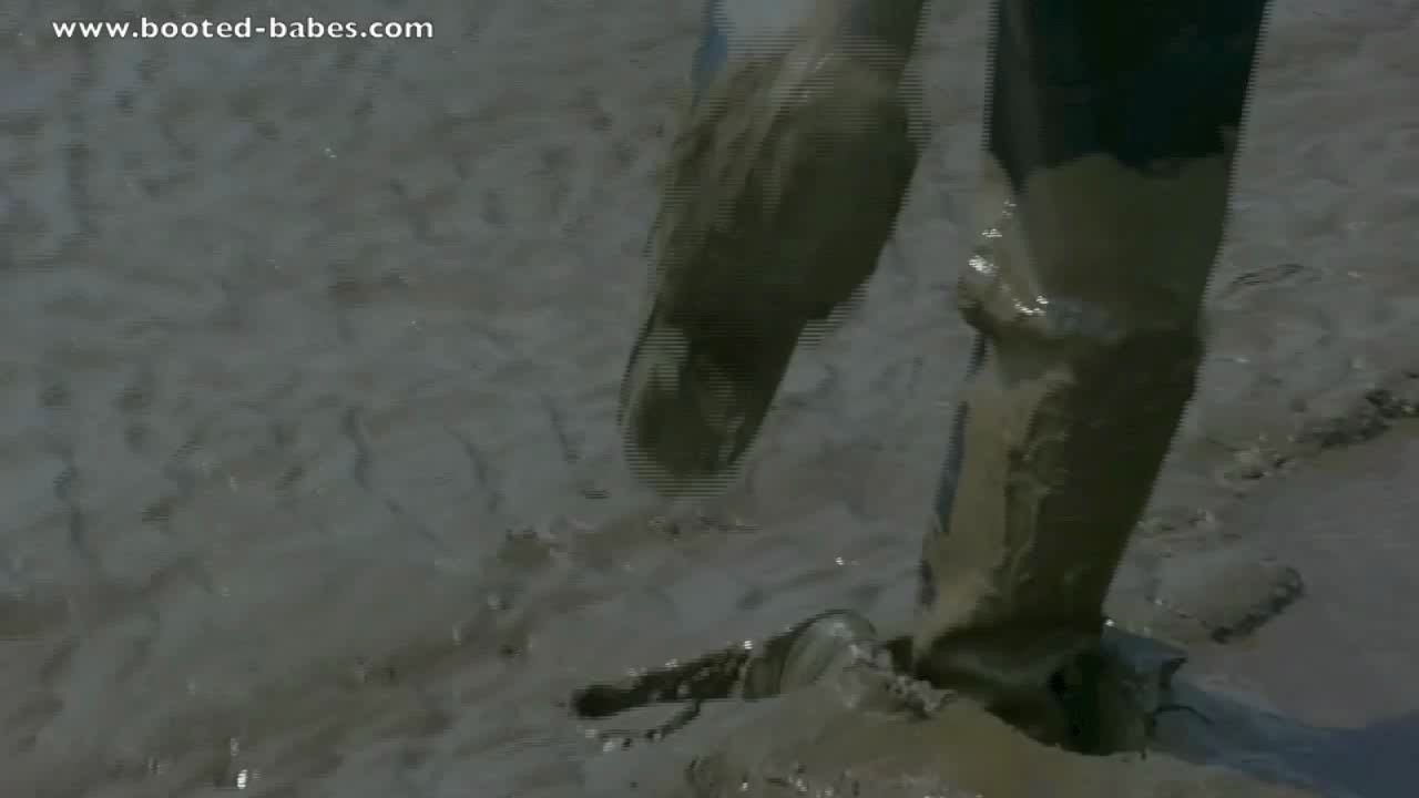 muddy-waders-2_main.jpg