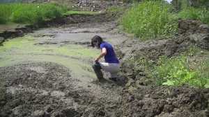 nerea--muddy-jodphurs-and-thigh-boots_3.
