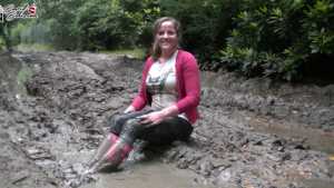 steffie--muddy-pink-hunters_3.jpg