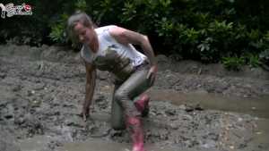 steffie--muddy-pink-hunters_7.jpg