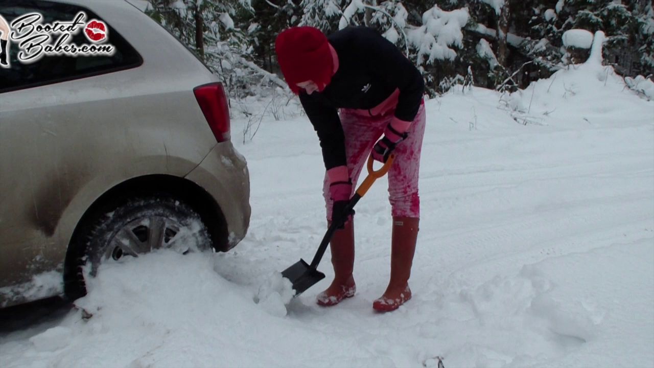 stuck-in-the-snow_main.jpg