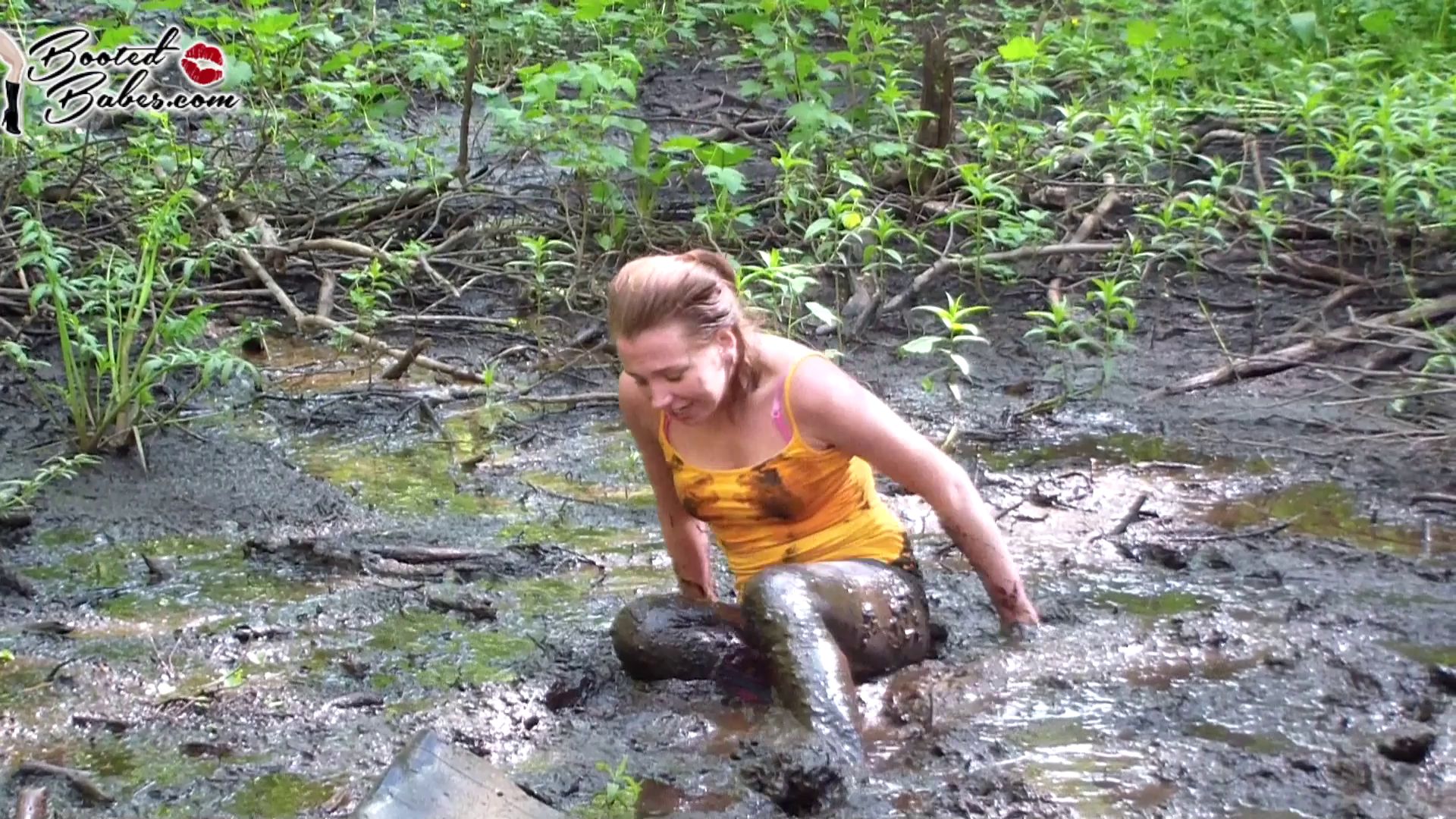 wet-and-muddy-in-the-river_main.jpg